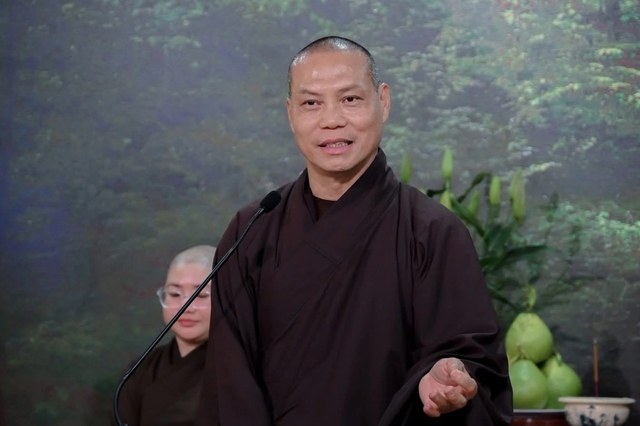 Dọn b&agrave;n thờ ng&agrave;y tết c&oacute; được di chuyển b&aacute;t hương kh&ocirc;ng? - Ảnh 2.