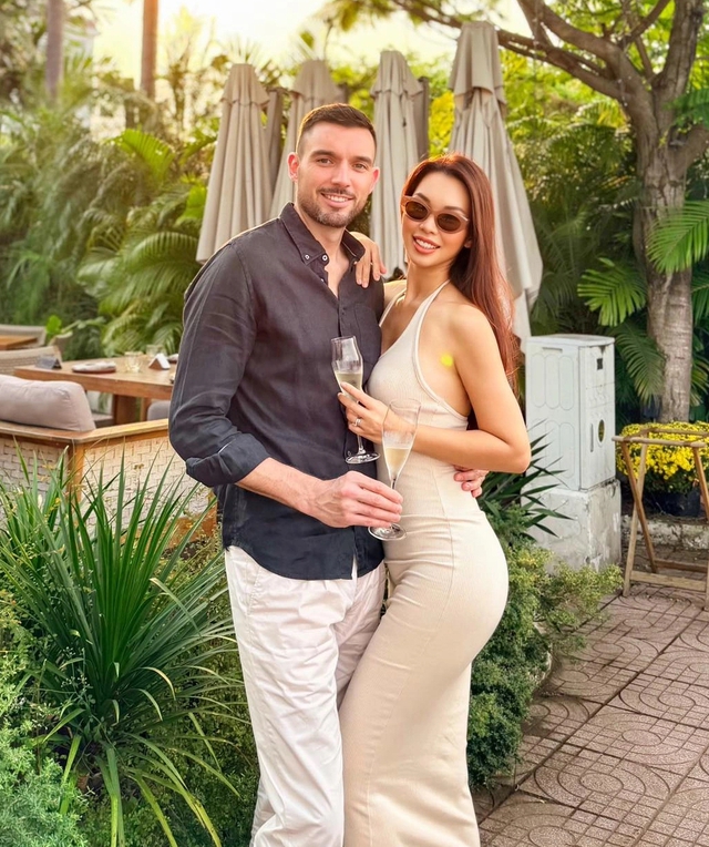 Siêu mẫu Hà Anh tiết lộ bí quyết luôn trẻ hơn chồng, giữ nhan sắc tuổi 43- Ảnh 3.