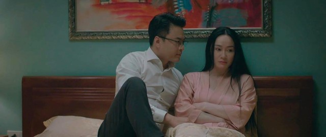 Cảnh &lsquo; n&oacute;ng &rsquo; trong phim Đồng hồ đếm ngược của Hồng Đăng v&agrave; Qu&aacute;ch Thu Phương - Ảnh 1.