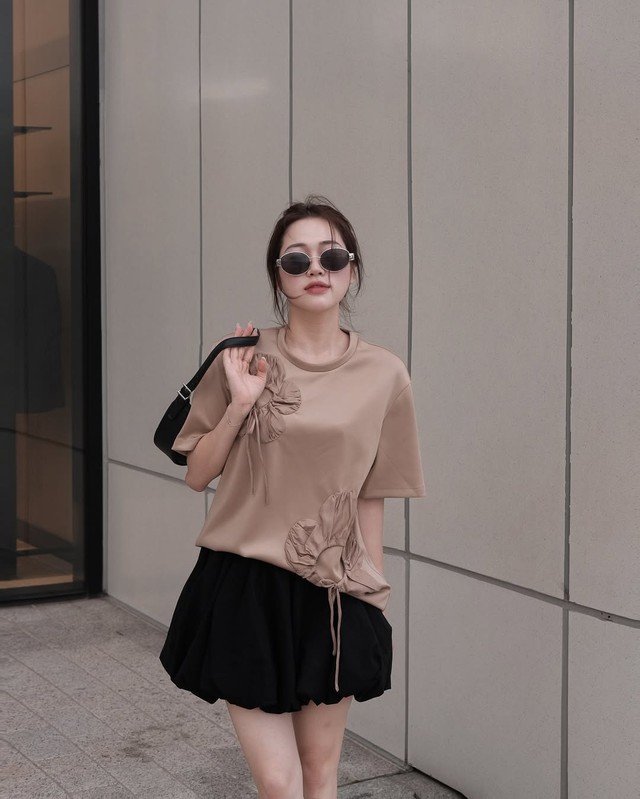 Thoải mái mọi lúc mọi nơi cùng các mẫu áo nữ chuẩn 'gu' - Ảnh 3.