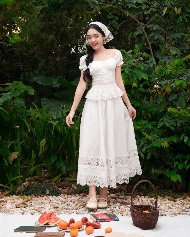 Thoải mái mọi lúc mọi nơi cùng các mẫu áo nữ chuẩn 'gu' - Ảnh 8.