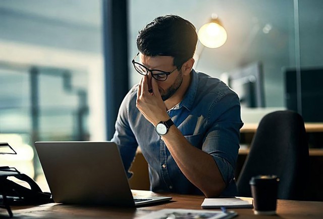 Ánh hào quang và ‘vùng rủi ro’ sức khỏe ít được nhắc đến ở người trẻ - Ảnh 1.