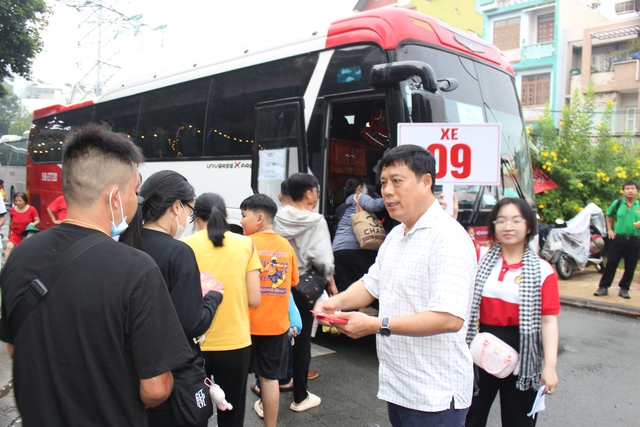 Điều đặc biệt về chuyến xe nghĩa t&igrave;nh &lsquo;bao&rsquo; từ A đến Z   - Ảnh 4.