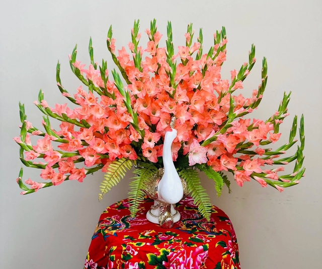 Chưng hoa ng&agrave;y tết: Chọn hoa g&igrave; cho thu h&uacute;t t&agrave;i lộc v&agrave; cắm sao cho đẹp?- Ảnh 7.