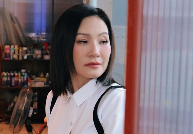 Nghệ sĩ Hồng Đ&agrave;o đ&iacute;nh ch&iacute;nh - Ảnh 1.