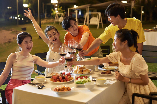 Rời nhà nhưng vẫn trọn vị Tết - Ảnh 2.