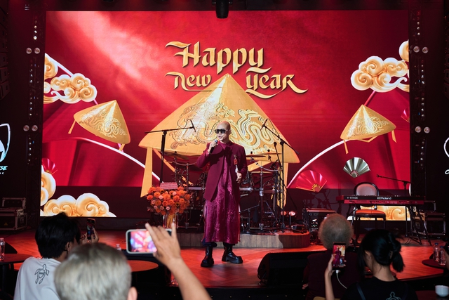 Phan Đinh T&ugrave;ng tặng nhẫn, tiết lộ mối ơn với Phương Thanh l&uacute;c kh&oacute; khăn - Ảnh 3.