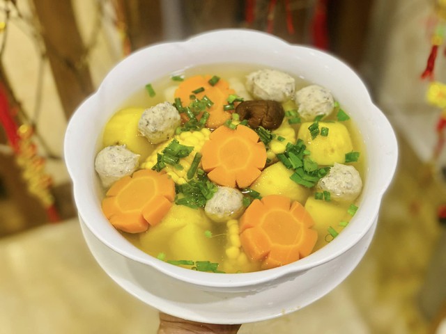 Tết Nguy&ecirc;n đ&aacute;n: M&acirc;m c&uacute;ng tất ni&ecirc;n gồm những g&igrave;, b&agrave;y biện sao cho đẹp mắt? - Ảnh 3.