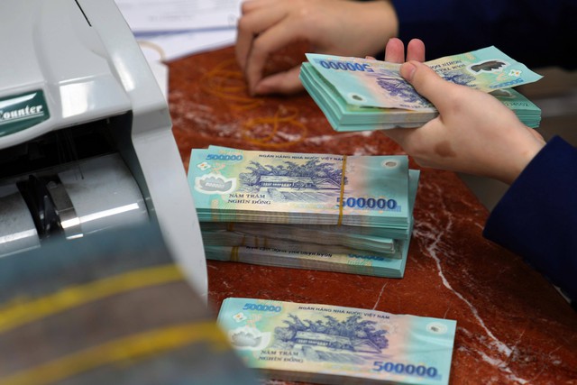 L&agrave;m gi&aacute; cổ phiếu bằng 19 t&agrave;i khoản, một nh&agrave; đầu tư bị phạt 1,5 tỉ đồng- Ảnh 1.