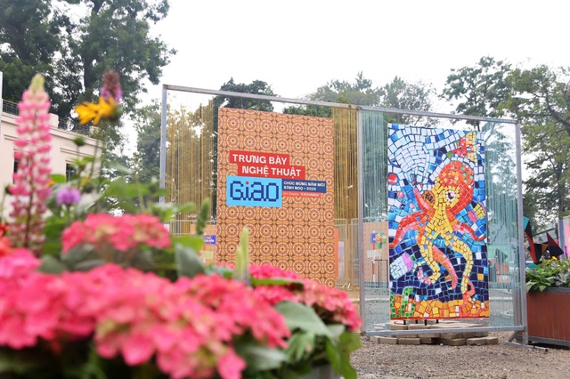 Th&ecirc;m kh&ocirc;ng gian nghệ thuật ở ph&iacute;a đ&ocirc;ng hồ Ho&agrave;n Kiếm dịp Tết Nguy&ecirc;n đ&aacute;n- Ảnh 3.