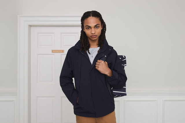 Phong cách preppy học đường cổ điển tươi mới cho mùa nắng- Ảnh 9. Phong cách preppy học đường cổ điển tươi mới cho mùa nắng- Ảnh 9.