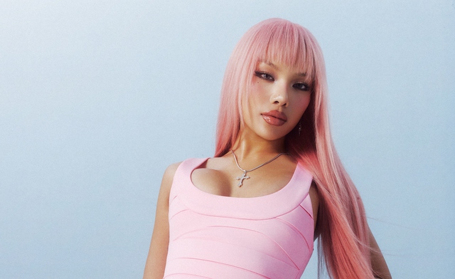 Vũ Thảo My tái xuất nóng bỏng sau 'Em xinh' - Ảnh 1. Vũ Thảo My tái xuất nóng bỏng sau 'Em xinh' - Ảnh 1.