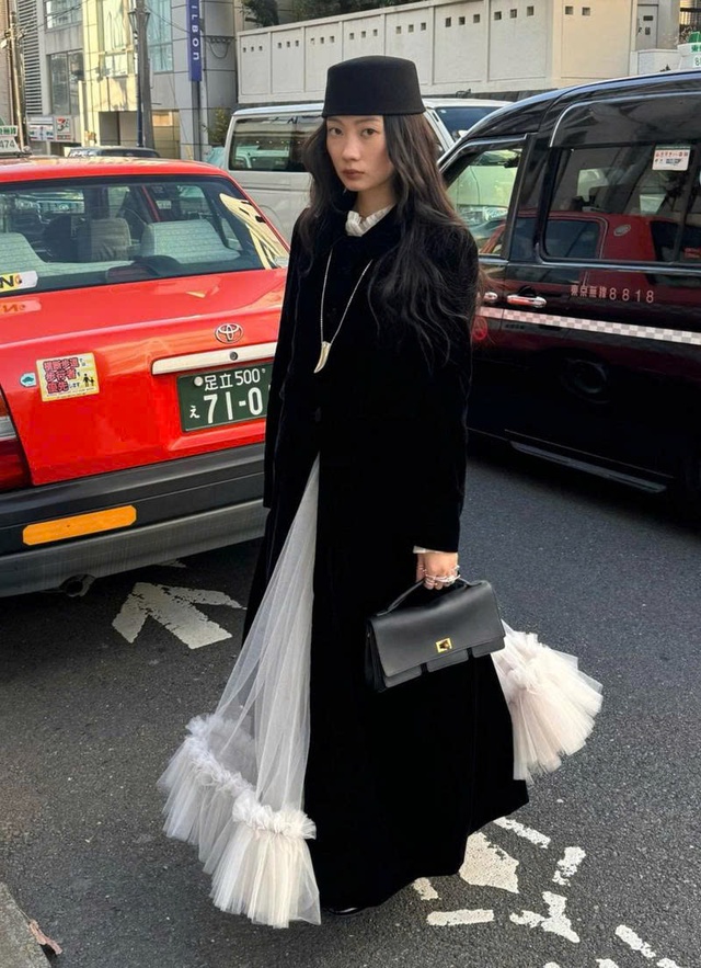 Kiểu mũ cổ điển làm nên khí chất quý cô hiện đại- Ảnh 3.