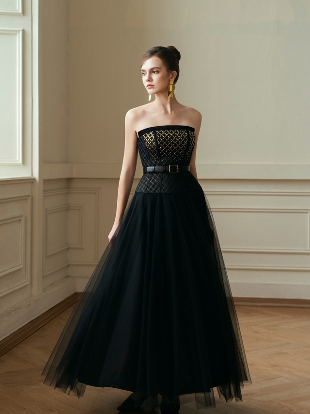 Đầm dự tiệc mùa xuân mở ra một năm may mắn- Ảnh 4.