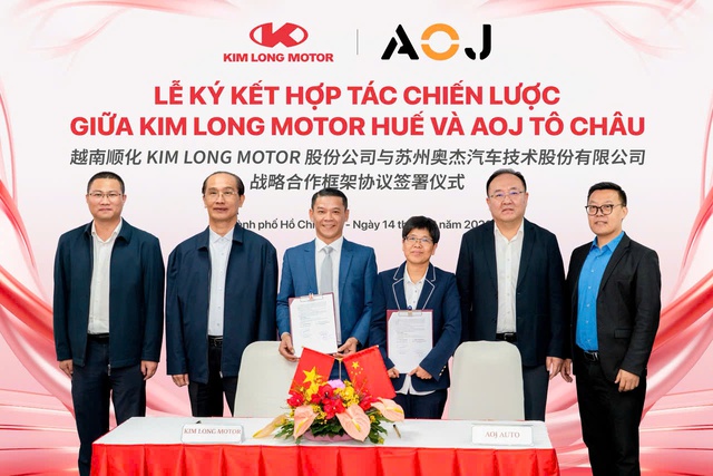 Kim Long Motor và AOJ Tô Châu hợp tác chiến lược sản xuất, kinh doanh ô tô- Ảnh 1. Kim Long Motor và AOJ Tô Châu hợp tác chiến lược sản xuất, kinh doanh ô tô- Ảnh 1.