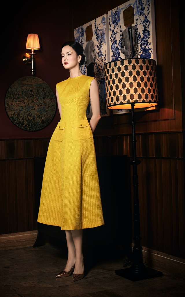 Mùa xuân, nàng xinh đẹp và quý phái trong những chiếc váy cổ điển- Ảnh 4.