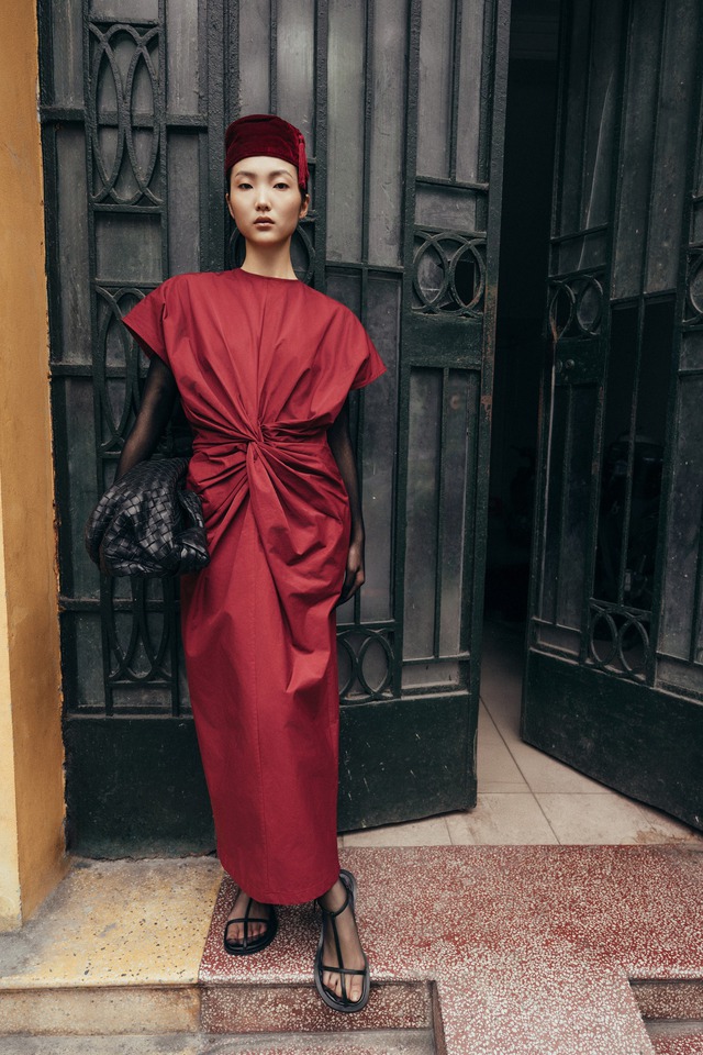 Chọn phong cách tối giản, nàng mặc đẹp cả năm 2026- Ảnh 8.