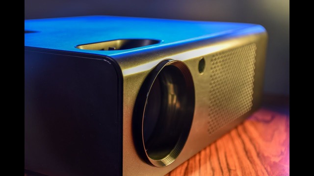 Coi chừng bẫy gi&aacute; rẻ khi mua m&aacute;y chiếu 4K cho Tết 2026 - Ảnh 2.