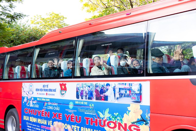 Long Ch&acirc;u ch&acirc;n th&agrave;nh gửi trao tết ấm, tết khỏe mạnh đến b&agrave; con mọi miền - Ảnh 7.