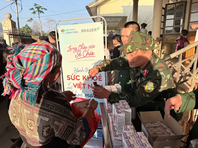 Long Ch&acirc;u ch&acirc;n th&agrave;nh gửi trao tết ấm, tết khỏe mạnh đến b&agrave; con mọi miền - Ảnh 8.