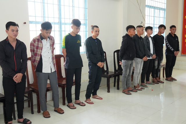 C&ocirc;ng an Cần Thơ khởi tố 10 bị can g&acirc;y rối trật tự c&ocirc;ng cộng - Ảnh 1.