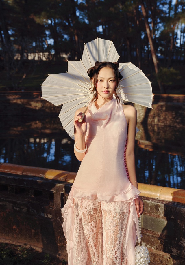 Cảm nhận 'hơi thở' Á Đông trong những thiết kế đương đại- Ảnh 1.