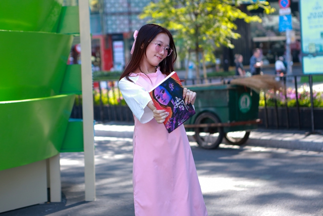 Lì xì sách tết 2026: Trải nghiệm thú vị tại ATM sách nghĩa tình TP.HCM- Ảnh 5. Lì xì sách tết 2026: Trải nghiệm thú vị tại ATM sách nghĩa tình TP.HCM- Ảnh 5.