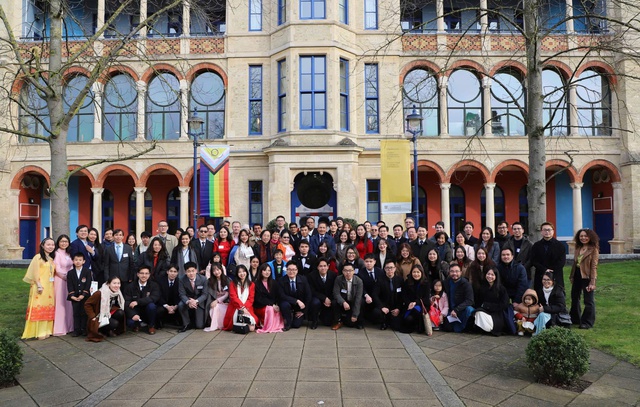 Tết Việt ở Anh, Mỹ, cộng đồng tr&iacute; thức giữ lửa qu&ecirc; nh&agrave;- Ảnh 3.