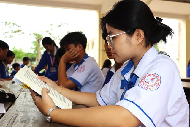 Trường học siết điện thoại, khi giờ ra chơi trở lại đúng nghĩa tuổi học trò - Ảnh 4.