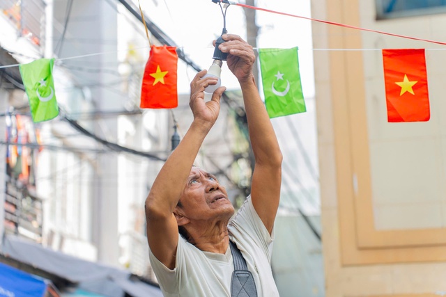 M&ugrave;ng 2 tết ở hẻm ki&ecirc;ng rượu bia, kh&ocirc;ng ăn thịt heo ở TP.HCM c&oacute; g&igrave;? - Ảnh 8.