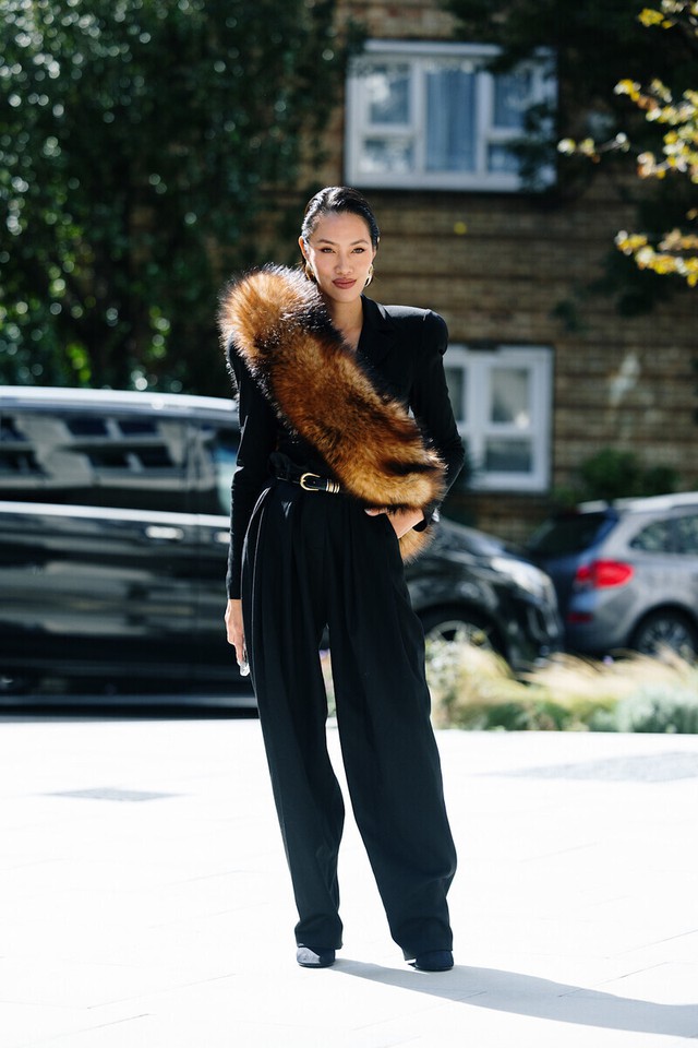 Làm mới quần tây cổ điển với phong cách đương đại- Ảnh 6.