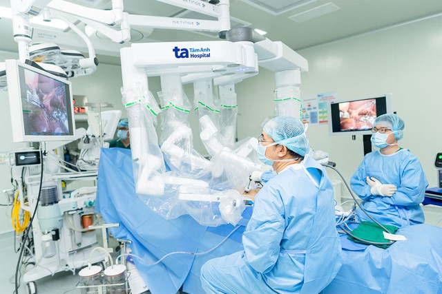 Việt Nam mua &lsquo;si&ecirc;u m&aacute;y ngh&igrave;n tỉ&rsquo; điều trị ung thư của Mỹ ngay dịp tết - Ảnh 4.