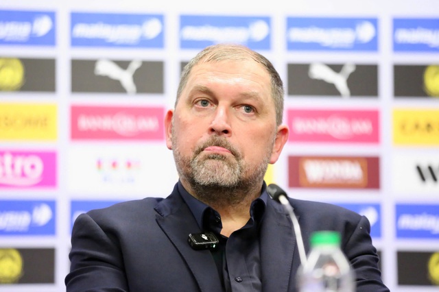 B&oacute;ng đ&aacute; Malaysia 'n&iacute;n thở' chờ CAS- Ảnh 1.