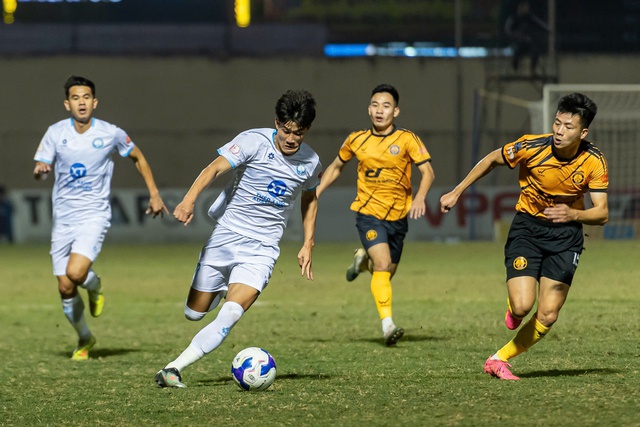 Nguy cơ Nam Định xuống hạng ngang... HAGL, 'l&ograve; luyện ngọc' U.23 Việt Nam l&acirc;m nguy- Ảnh 2.