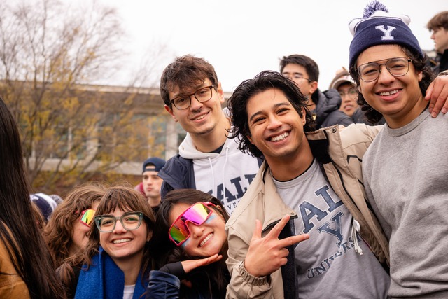 Đại học thuộc Ivy League miễn học ph&iacute; v&agrave; nhiều khoản kh&aacute;c cho sinh vi&ecirc;n - Ảnh 1.