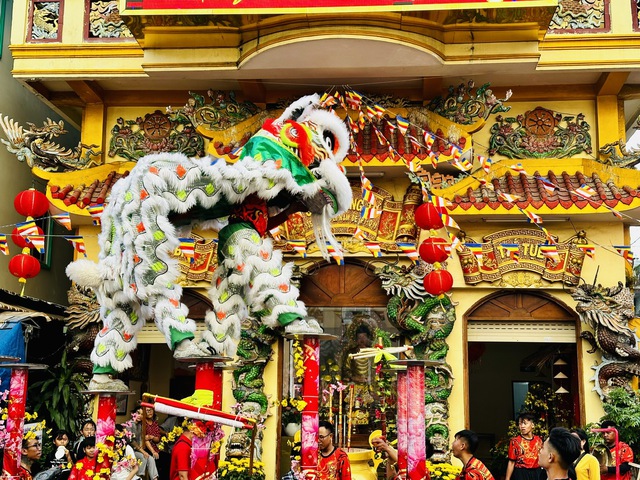 No mắt, sướng tai với 'linh hồn' ng&agrave;y tết của người Hoa khu Chợ Lớn- Ảnh 13.