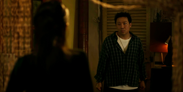 Cảnh n&oacute;ng trong Thỏ ơi của Trấn Th&agrave;nh g&acirc;y tranh c&atilde;i tại phim tết 2026 - Ảnh 2.