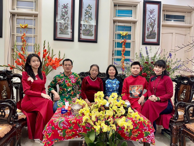 Tết Việt 2026: Ký ức và công nghệ cùng kể chuyện sum vầy- Ảnh 5. Tết Việt 2026: Ký ức và công nghệ cùng kể chuyện sum vầy- Ảnh 5.