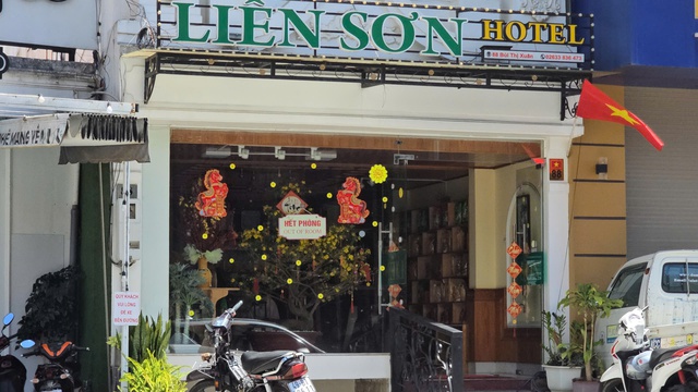 Kh&aacute;ch du xu&acirc;n nườm nượp tại Đ&agrave; Lạt , ph&ograve;ng nghỉ ch&aacute;y dịp Tết B&iacute;nh Ngọ 2026 - Ảnh 4.