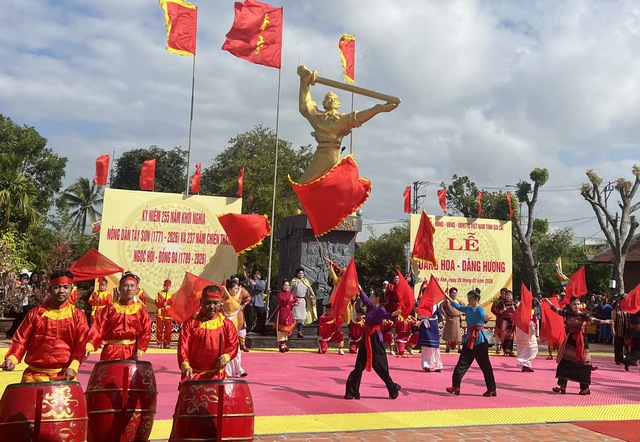 Lễ hội Đống Đa lan tỏa h&agrave;o kh&iacute; T&acirc;y Sơn- Ảnh 1.