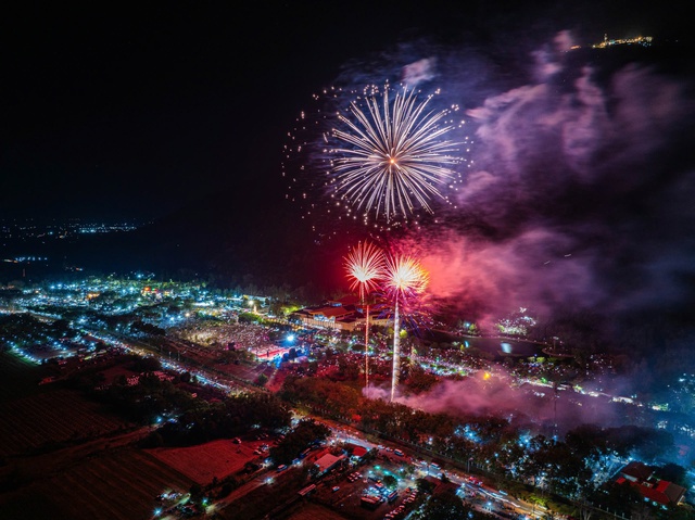 Hội xu&acirc;n N&uacute;i B&agrave; Đen T&acirc;y Ninh thu h&uacute;t 320.000 lượt kh&aacute;ch- Ảnh 1.