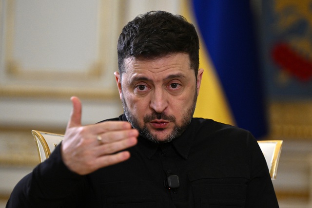 Tổng thống Ukraine nói phản công giành lại hàng trăm km vuông- Ảnh 1. Tổng thống Ukraine nói phản công giành lại hàng trăm km vuông- Ảnh 1.