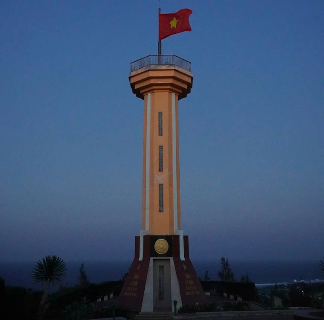 Du xu&acirc;n ở L&yacute; Sơn, c&oacute; g&igrave; hấp dẫn?- Ảnh 5.