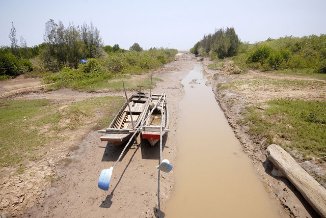 Nam bộ bước vào cao điểm hạn mặn, cần đề phòng tình huống bất thường
- Ảnh 1. Nam bộ bước vào cao điểm hạn mặn, cần đề phòng tình huống bất thường
- Ảnh 1.