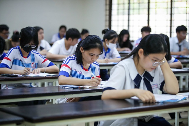 - Ảnh 1. - Ảnh 1.