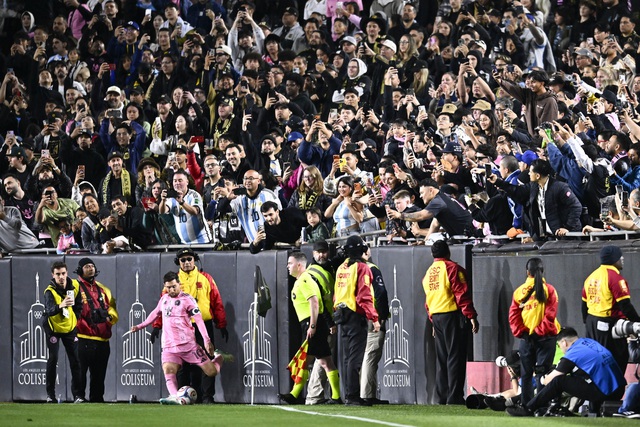 Son Heung-min &lsquo;trừng phạt&rsquo; bạn th&acirc;n Messi, Inter Miami mở m&agrave;n MLS bằng thất bại- Ảnh 1.