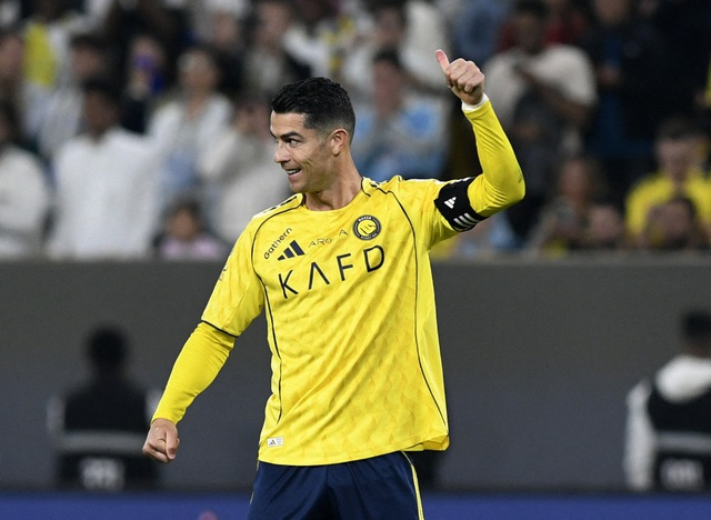 Đưa Al Nassr trở lại ng&ocirc;i đầu, Ronaldo n&oacute;i điều bất ngờ: &lsquo;Ta trở về nơi ta thuộc về&rsquo;- Ảnh 1.