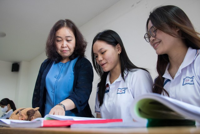 Tuyển sinh ĐH 2026: Trường ĐH Sư phạm TP.HCM c&oacute; ng&agrave;nh tuyển tới 600 th&iacute; sinh - Ảnh 1.