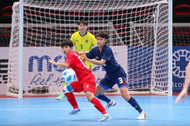 Lịch thi đấu đội tuyển futsal nữ Việt Nam hôm nay: Quyết đánh bại đối thủ Úc, giờ ra sân ‘độc lạ’- Ảnh 1. Lịch thi đấu đội tuyển futsal nữ Việt Nam hôm nay: Quyết đánh bại đối thủ Úc, giờ ra sân ‘độc lạ’- Ảnh 1.