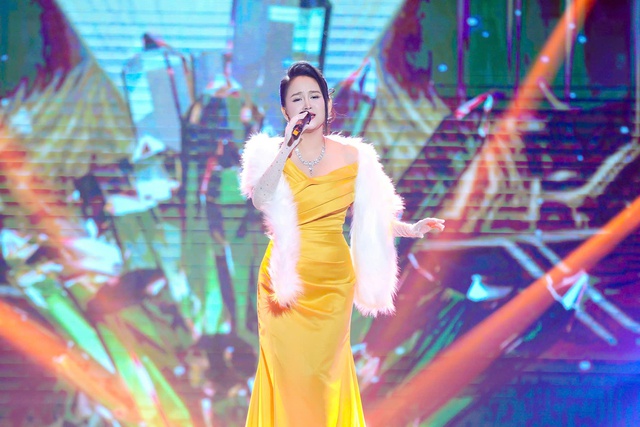 Ca sĩ bolero Hiền Anh: Nếu kh&ocirc;ng l&agrave;m nghệ thuật, chắc t&ocirc;i sẽ trở th&agrave;nh dược sĩ - Ảnh 1.